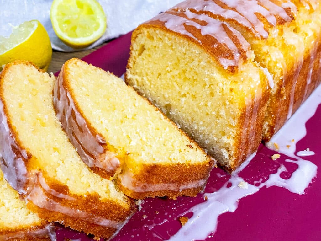 Saftiger Zitronenkuchen - das beste Rezept aus der Kastenform